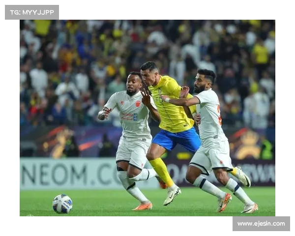 亚冠热议:赛场外的战术对决 亚冠热议:赛场外的战术对决