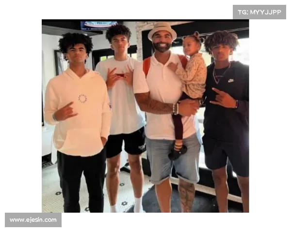 超新星闪耀!布泽尔之子卡梅隆在U青赛狂砍,未来可期 超新星闪耀!布泽尔之子卡梅隆在U青赛狂砍,未来可期