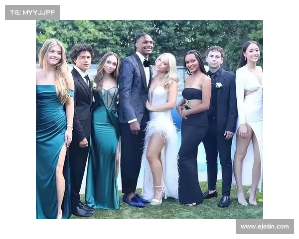 詹姆斯携妻子陪布朗尼拍定妆照,幸福全家福曝光 詹姆斯携妻子陪布朗尼拍定妆照,幸福全家福曝光