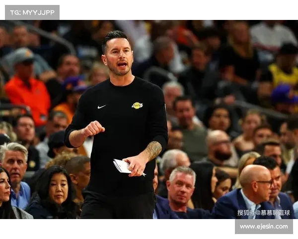 雷迪克与湖人交易悬而未决!Shams透露两方尚未达成最终协议(雷迪克再向中国球迷道歉) 雷迪克与湖人交易悬而未决!Shams透露两方尚未达成最终协议(雷迪克再向中国球迷道歉)