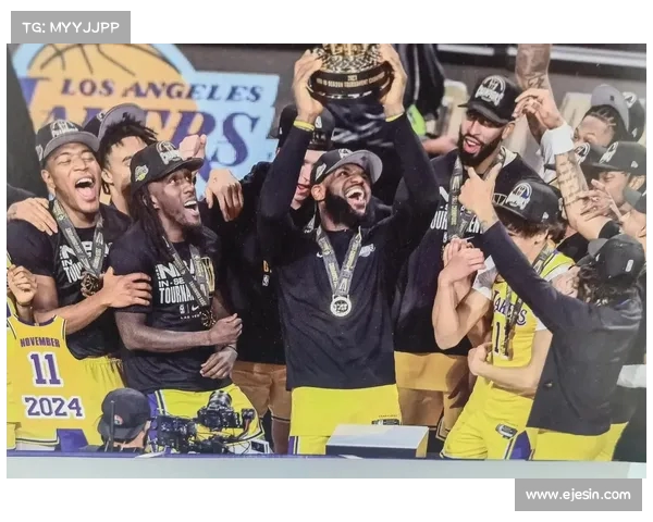 从冠军到挑战者:湖人如何应对与自己之间的差距? 从冠军到挑战者:湖人如何应对与自己之间的差距?